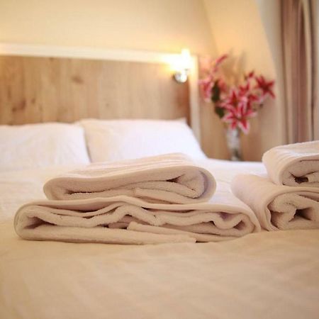 Acton Hill Hotel Илинг Экстерьер фото