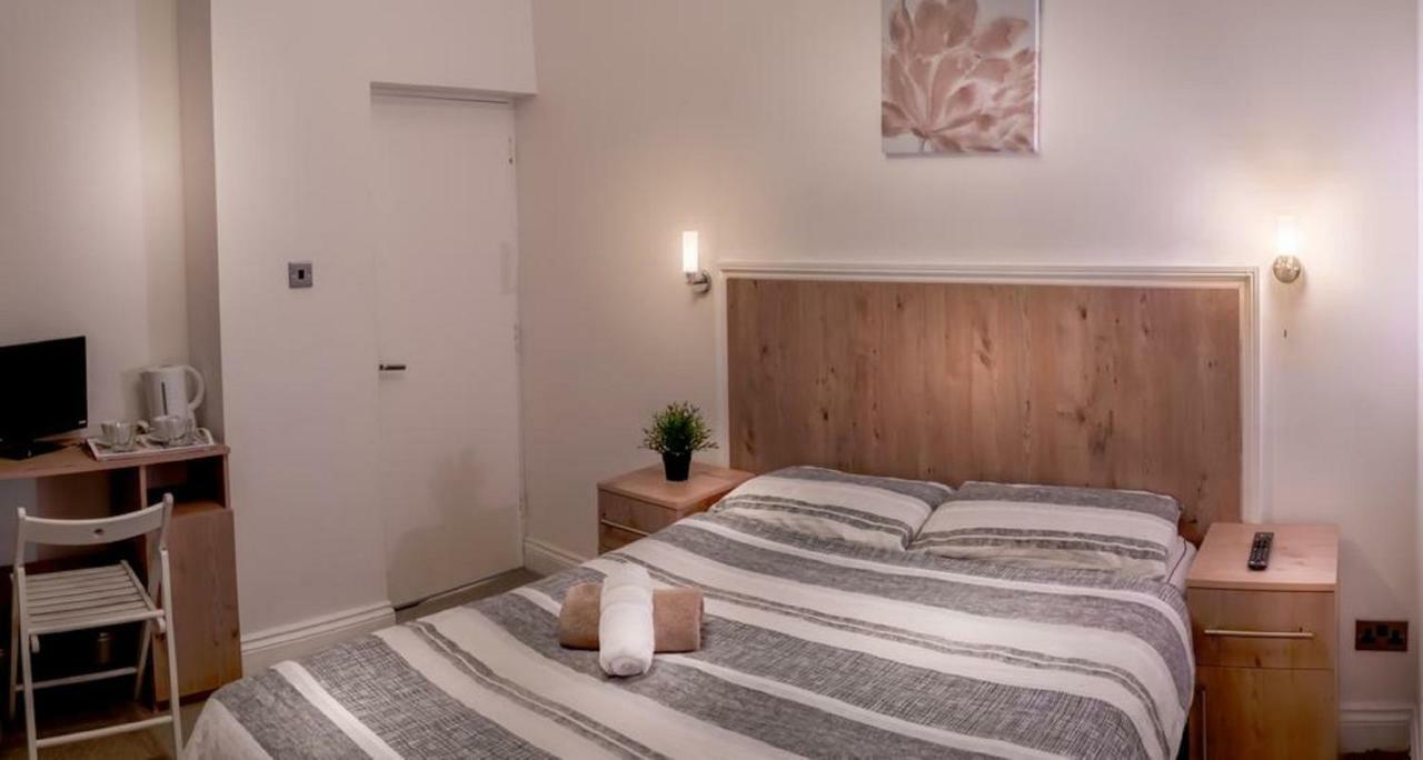 Acton Hill Hotel Илинг Экстерьер фото