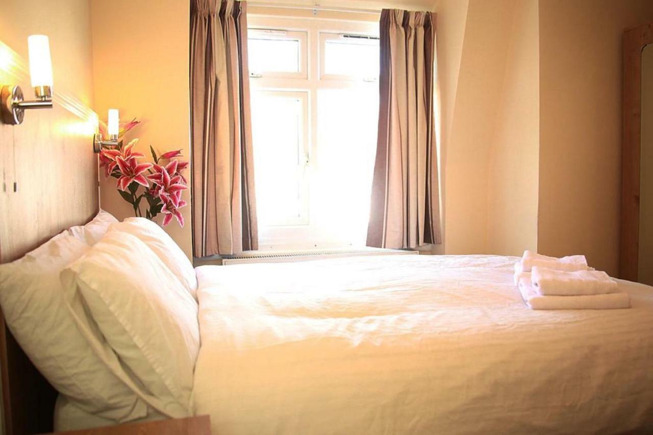 Acton Hill Hotel Илинг Экстерьер фото